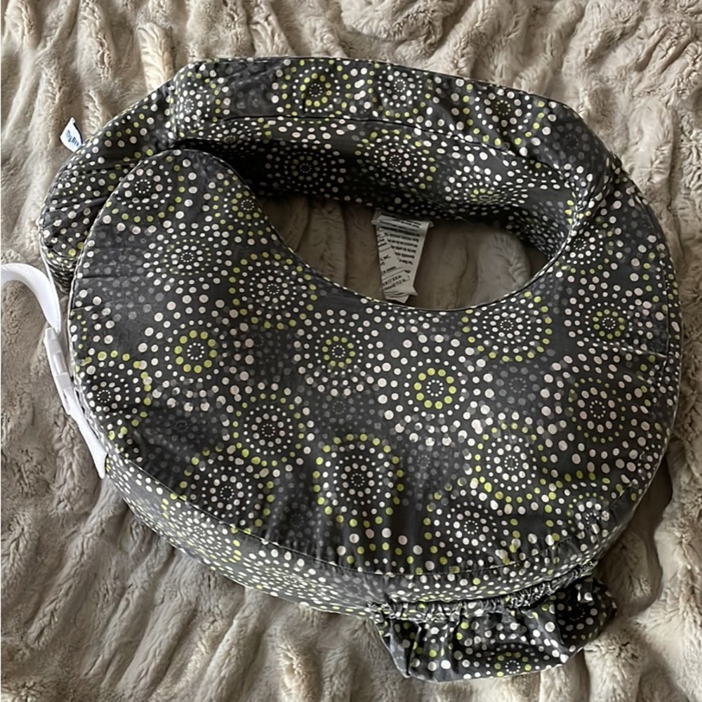 My Brestfriend breastfeeding pillow. EUC